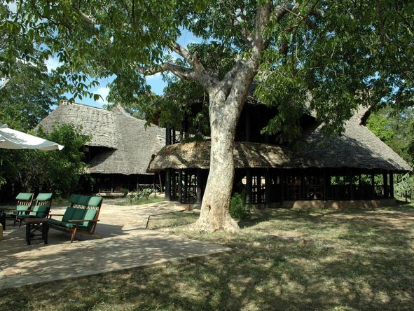 Rufiji River Camp - Camp Facilities 